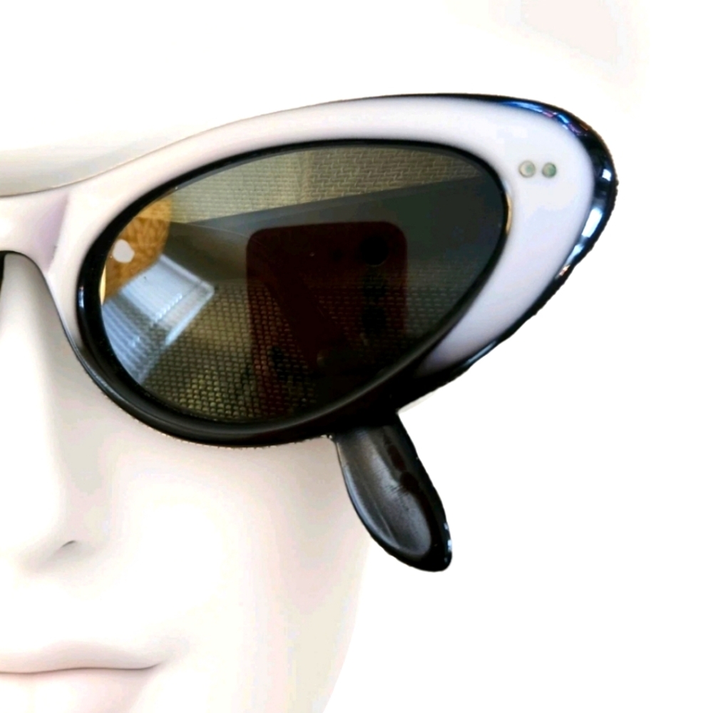 Classic Vintage Ray Ban Polyanna Hepburn Cat-Eye Sunglasses Frame Only!!